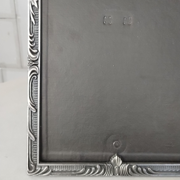 Vintage Silver Pewter Metal Picture Frame 8x10" Classic Old Money Chic Sturdy - Picture 3 of 6